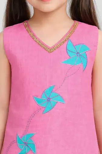 Girls pink cotton slub embroidered kurta with pant set | applique abstract | sleeveless | festive casual wear