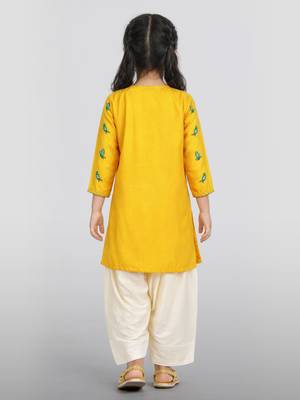 Girls yellow cotton animal print kurta with salwar set | three quarter sleeves | straight cut | festive ethnic wear 4