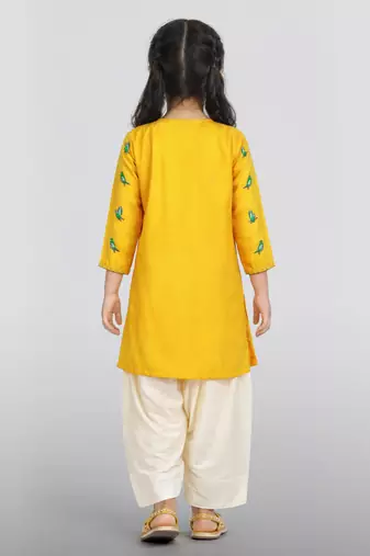 Girls yellow cotton animal print kurta with salwar set | three quarter sleeves | straight cut | festive ethnic wear