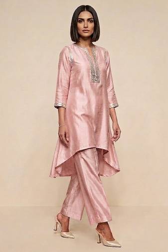 Blush pink embroidered raw silk kurta set