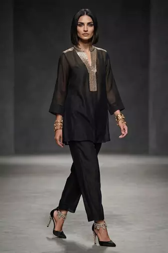Black embroidered lurex kurta set