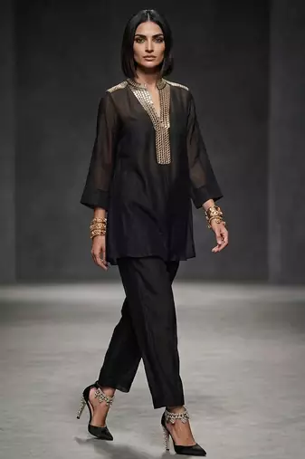 Black embroidered lurex kurta set
