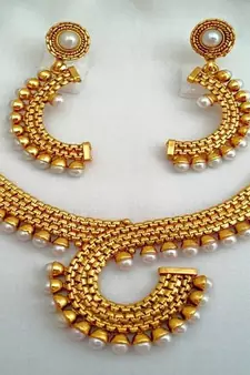 Stunner.....Perfect Symphony in Gold & Pearls...Desinger Gold Necklace Set.
