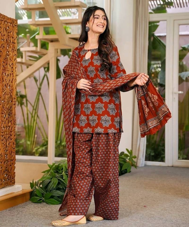 Maroon designer cambric cotton printed kurti set with salwar & dupatta – full stitched daily & office wear