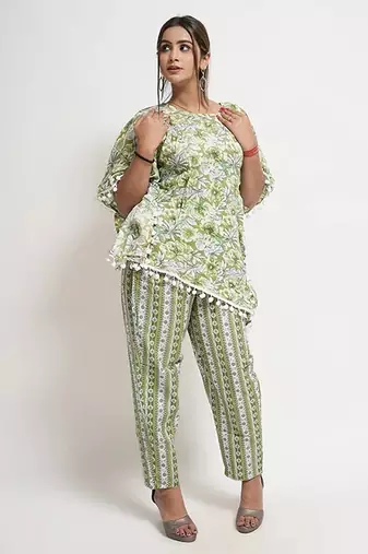 Green floral cotton blend floral print free size co ord set