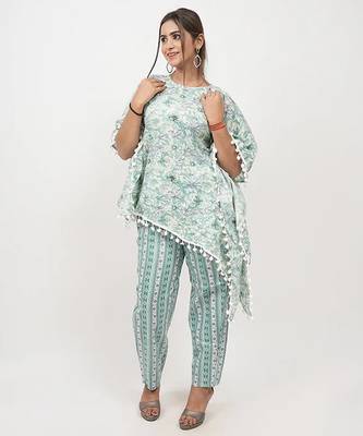 Green floral cotton blend floral print free size co ord set 2