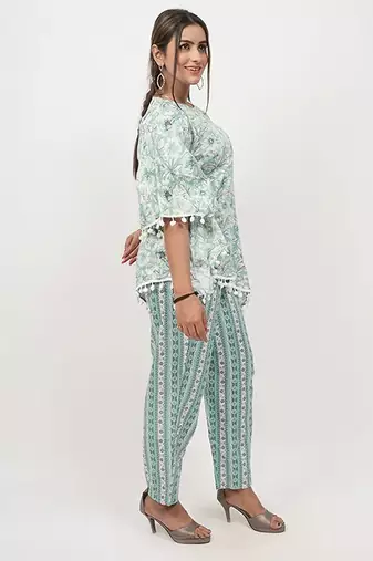 Green floral cotton blend floral print free size co ord set