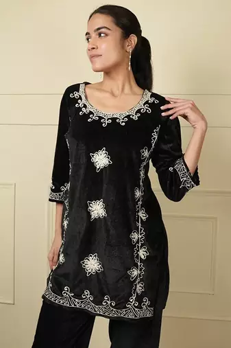 Black velvet strechable fabric embroidery co ord set
