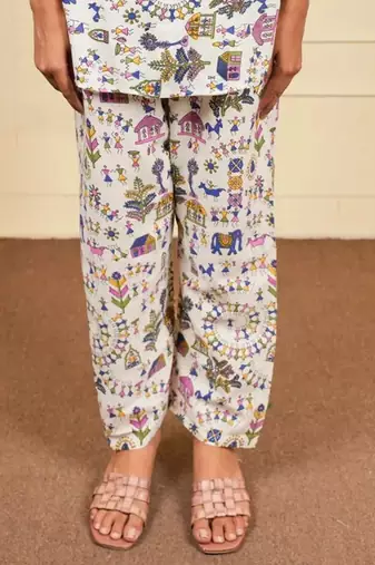White cotton blend digital work free size co ord set