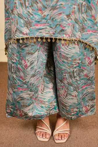 Multicolor muslin (soft and comfortable) muslin free size co ord set