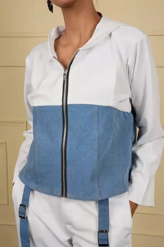 White denim blue stretchable fabric zipper free size co ord set