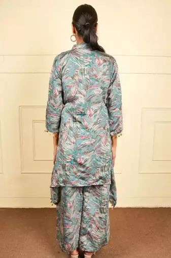 Multicolor muslin (soft and comfortable) muslin free size co ord set