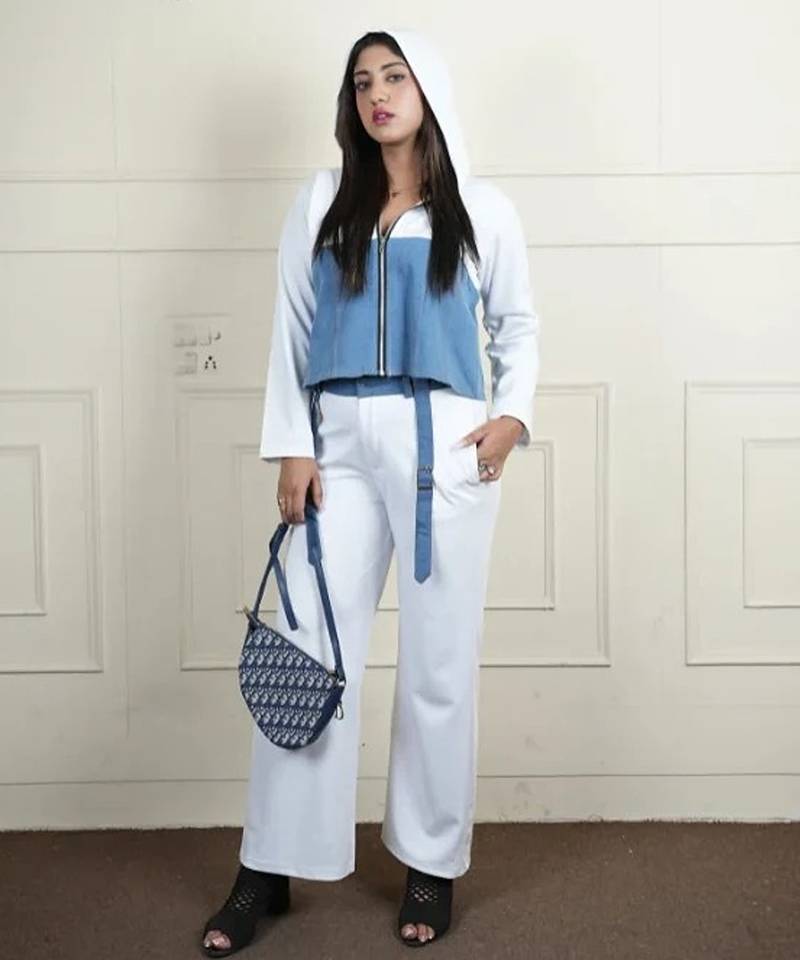 White denim blue stretchable fabric zipper free size co ord set