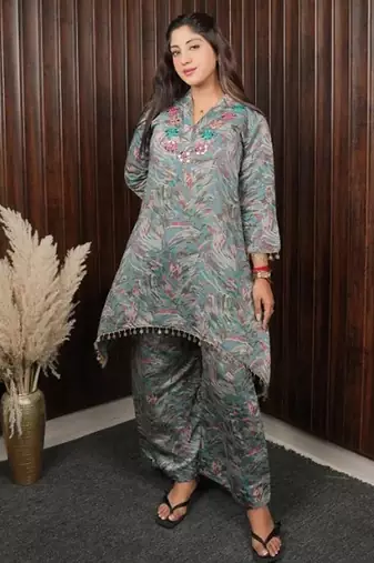 Multicolor muslin (soft and comfortable) muslin free size co ord set