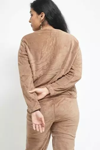 Beige woolen strecthable free size co ord set