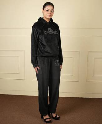Black velvet supersoft strecthable sarwoski free size co ord set 2
