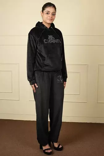 Black velvet supersoft strecthable sarwoski free size co ord set