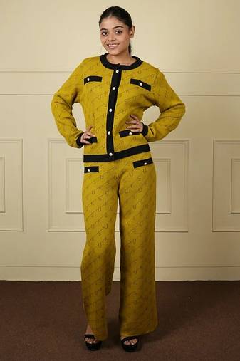 Neon green black imported soft fabric thread free size co ord set