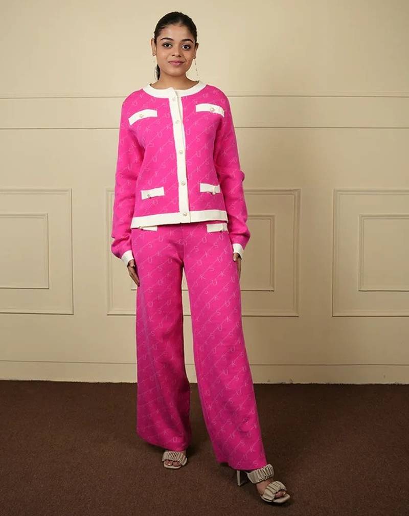 Pinkwhite imported soft fabric thread free size co ord set