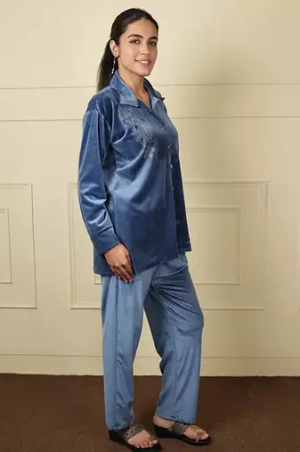 Sky blue velvet supersoft strecthable sarwoski embroidery pattern free size co ord set