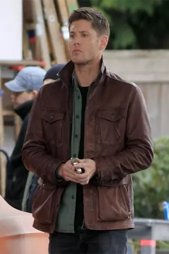 Men’s genuine leather brown  jacket – vintage trucker button-up style coat