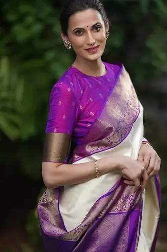 Off white soft silk blend banarasi jacuard work designer saree with blouse