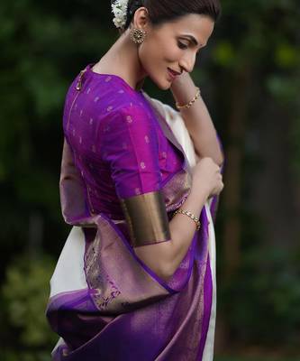 Off white silk blend banarasi jaquard designer saree with blouse 7