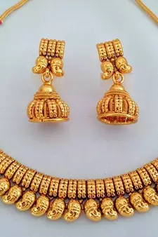 Radiant Real Gold Look Necklace Set.