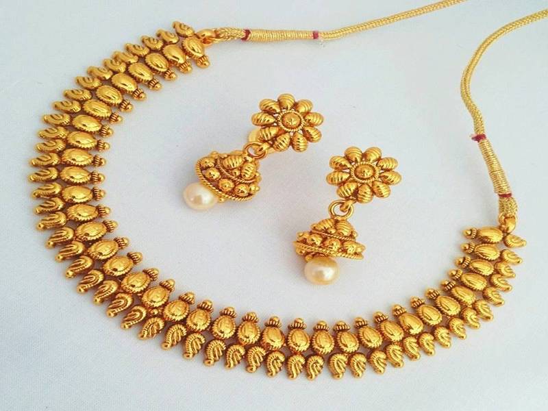 Traditional & Tempting Temple Jewelery Necklace Set