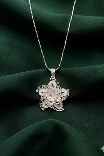 925 sterling silver handcrafted floral filigree pendant necklace for women