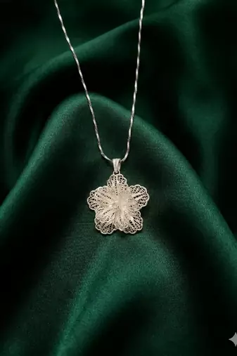 925 sterling silver classic floral filigree pendant necklace for women