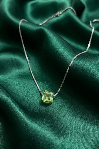 925 sterling silver square green stone pendant necklace for women