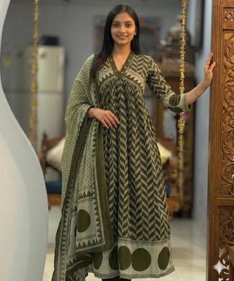 olive green cotton anarkali set  3