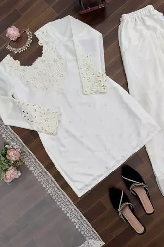 Natural crepe farshi salwar suit with organza dupatta