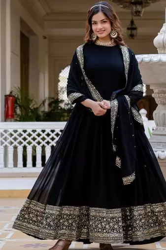 Elegant black faux blooming gown & sequins dupatta
