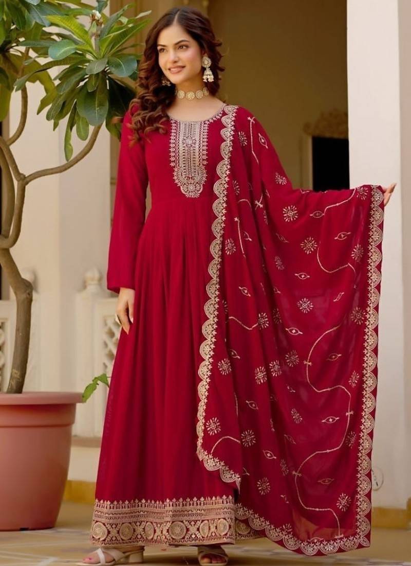 Maroon faux blooming gown with sequins embroidery