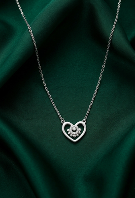 925 sterling silver heart pendant necklace with floral sparkle design for women 1