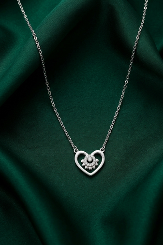 925 sterling silver heart pendant necklace with floral sparkle design for women