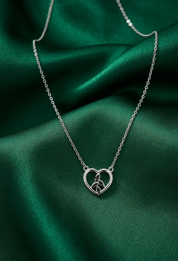 925 sterling silver heart pendant necklace with leaf design for women