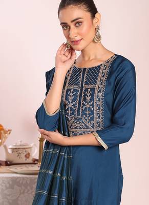 Blue art  silk embroidered suit 3