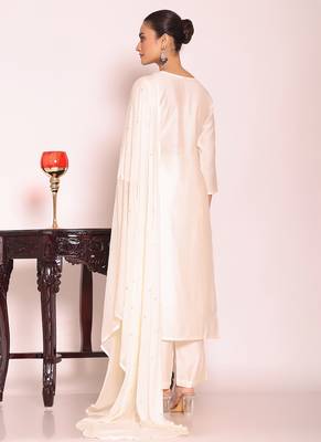 Off white art silk embroidered suit 4