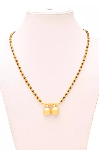 gold plated two wati mangalsutra with black beads