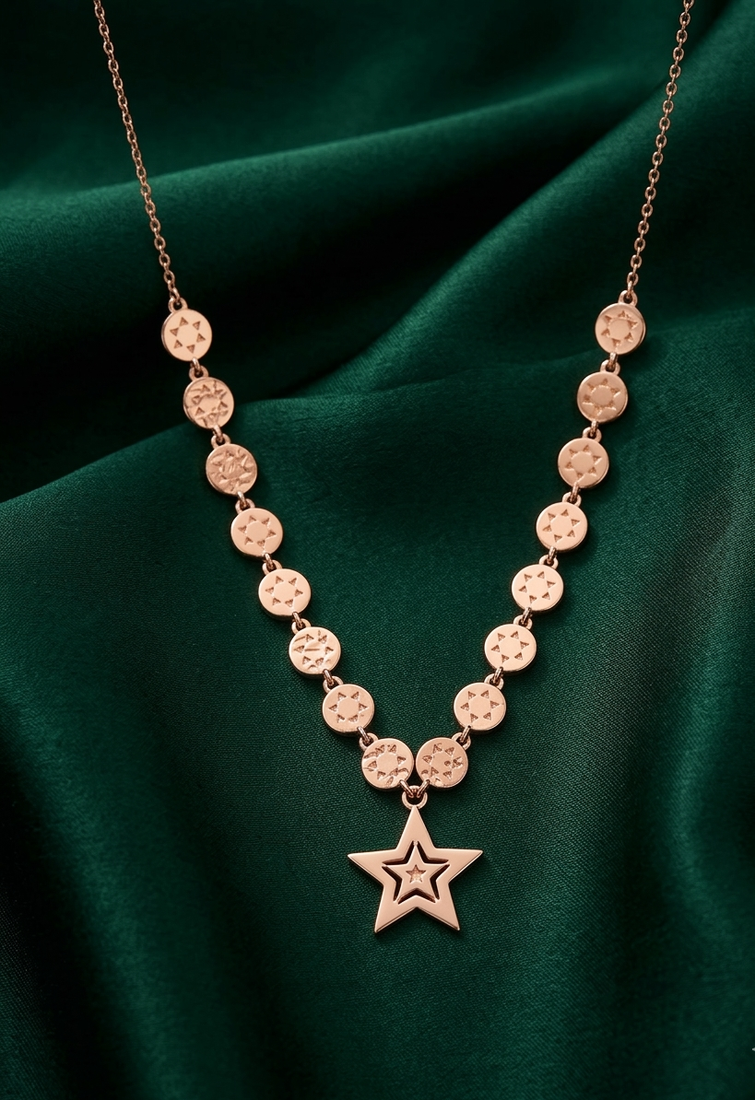 rose gold star pendant disc necklace in 925 sterling silver | elegant statement charm necklace for women