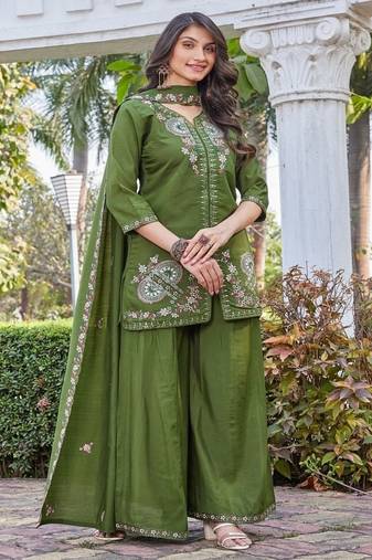 Green embroidered kurta plazzo set with silk dupatta party wear