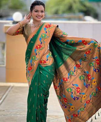 Green elegant art silk woven saree with rich zari border 4