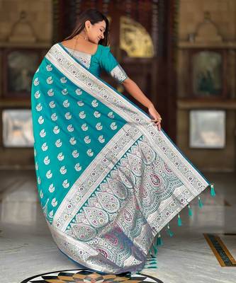 Rama green elegant art silk woven saree with rich zari border 2