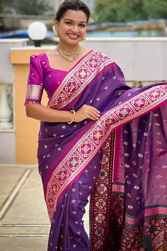Magenta elegant art silk woven saree with rich zari border