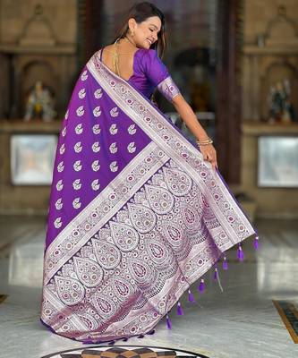 Purple elegant art silk woven saree with rich zari border 2