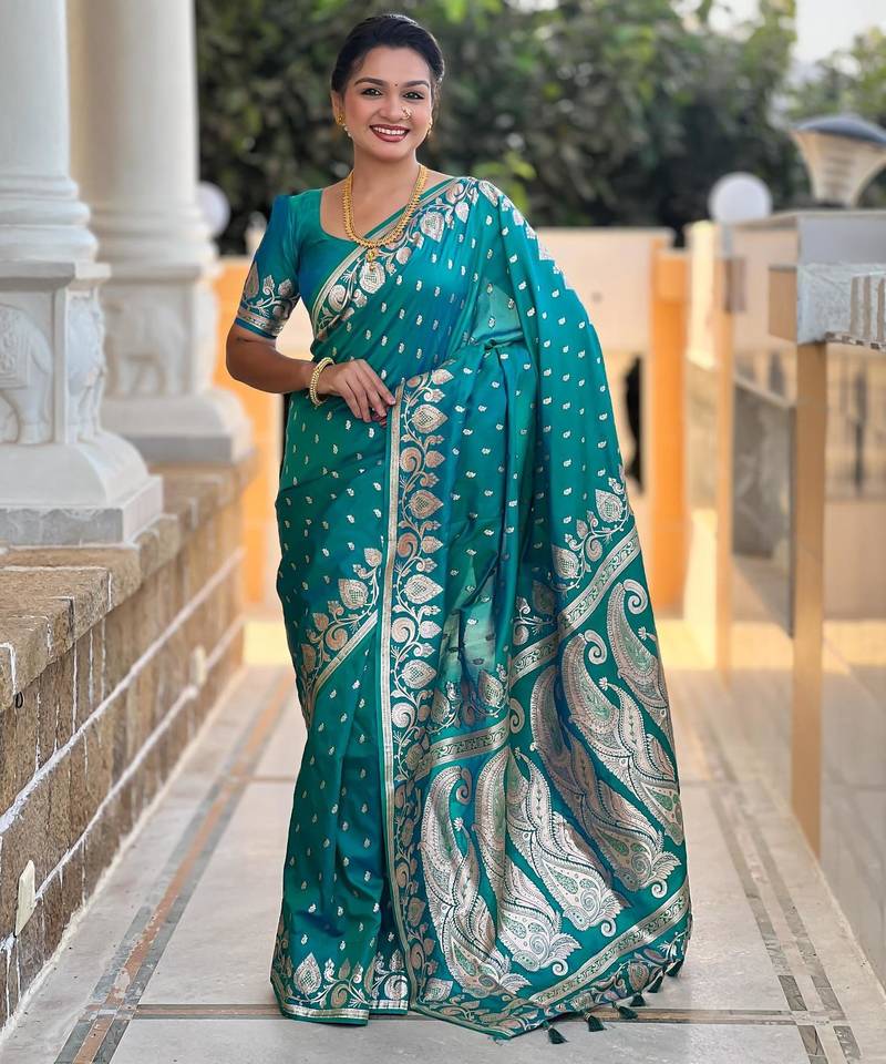 Rama green elegant art silk woven saree with rich zari border