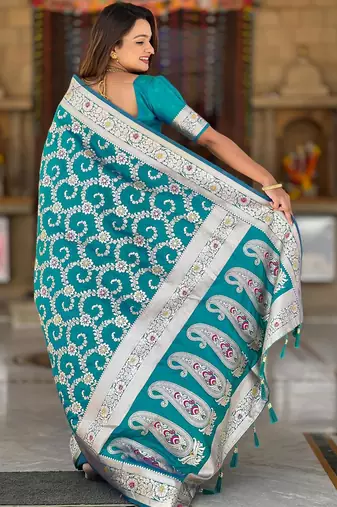Rama green elegant art silk woven saree with rich zari border